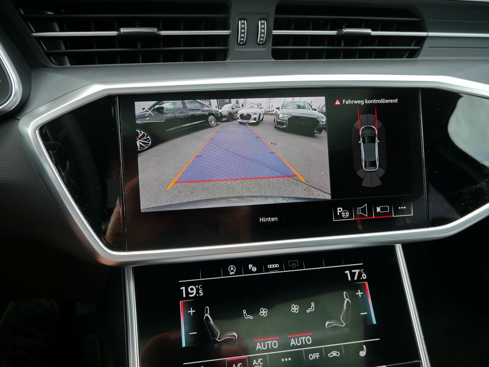 Audi A6 Limousine 55 TFSI S line - Samsaru's Car Outlet