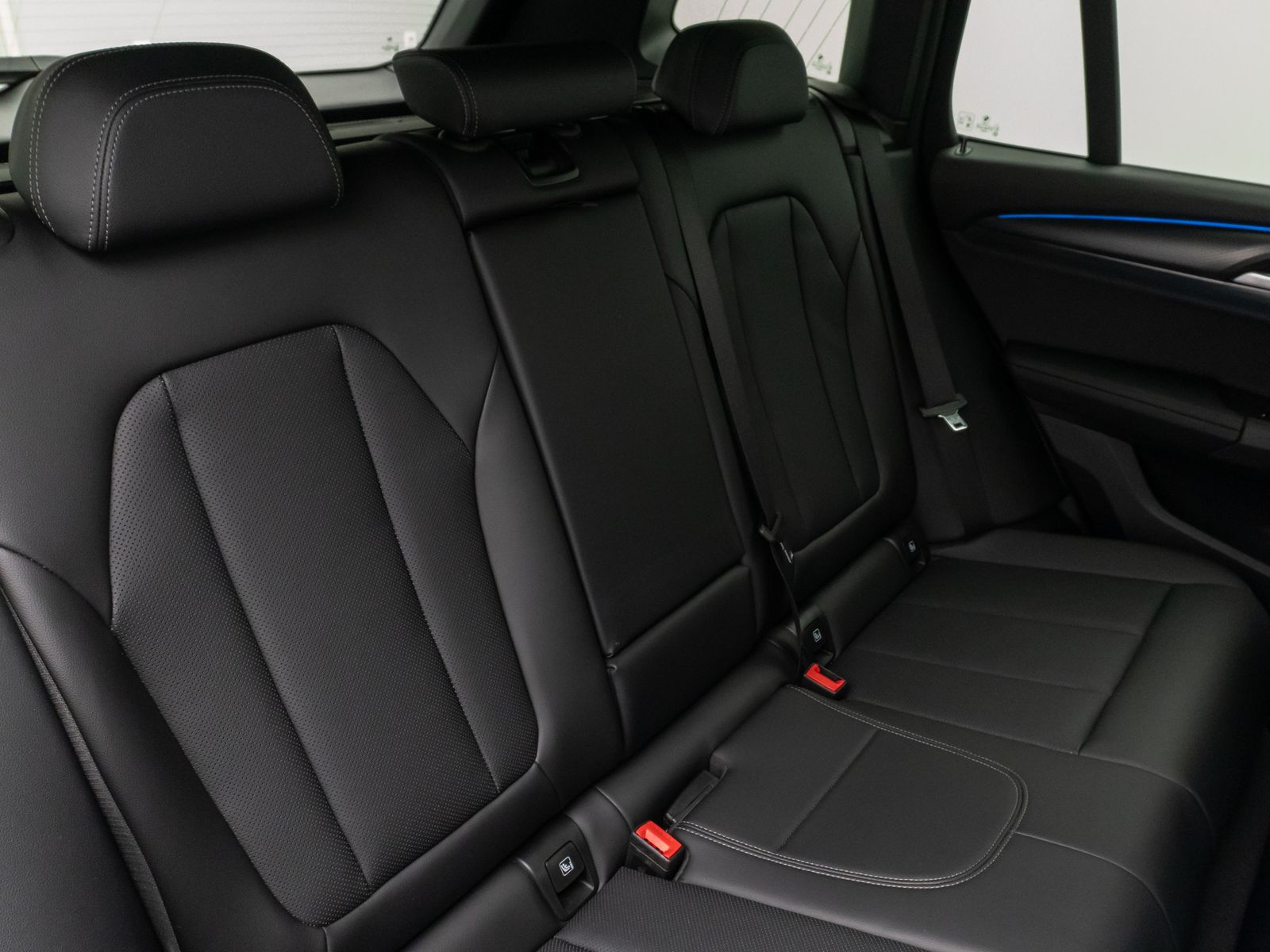 BMW X3 xD30e M Sport - Samsaru's Car Outlet