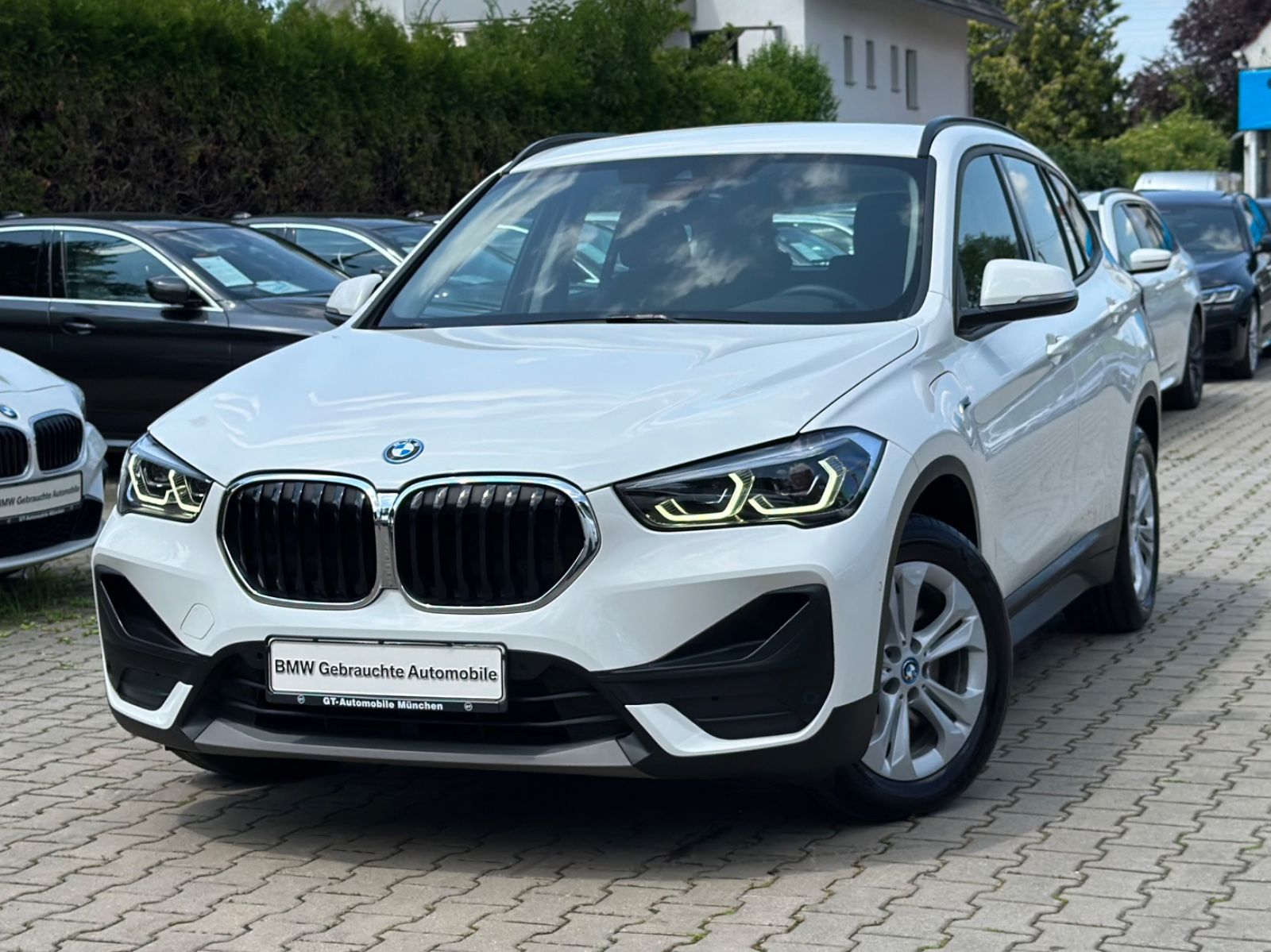 BMW X1 xDrive25e Aut. - Samsaru's Car Outlet