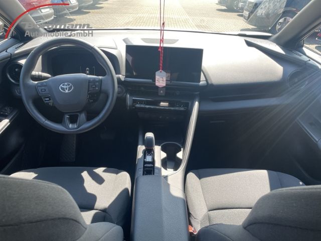 Toyota C-HR Black&White Hybrid 1.8 Bluetooth - Navi - K