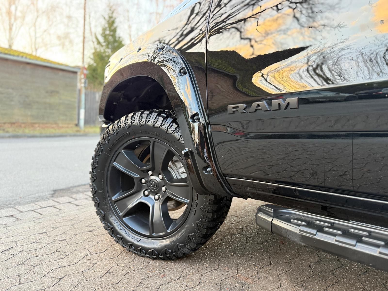 Dodge LPG*SPORT*NIGHT*OFFROAD*AHK*NAVI*BÜGEL*GARANTIE