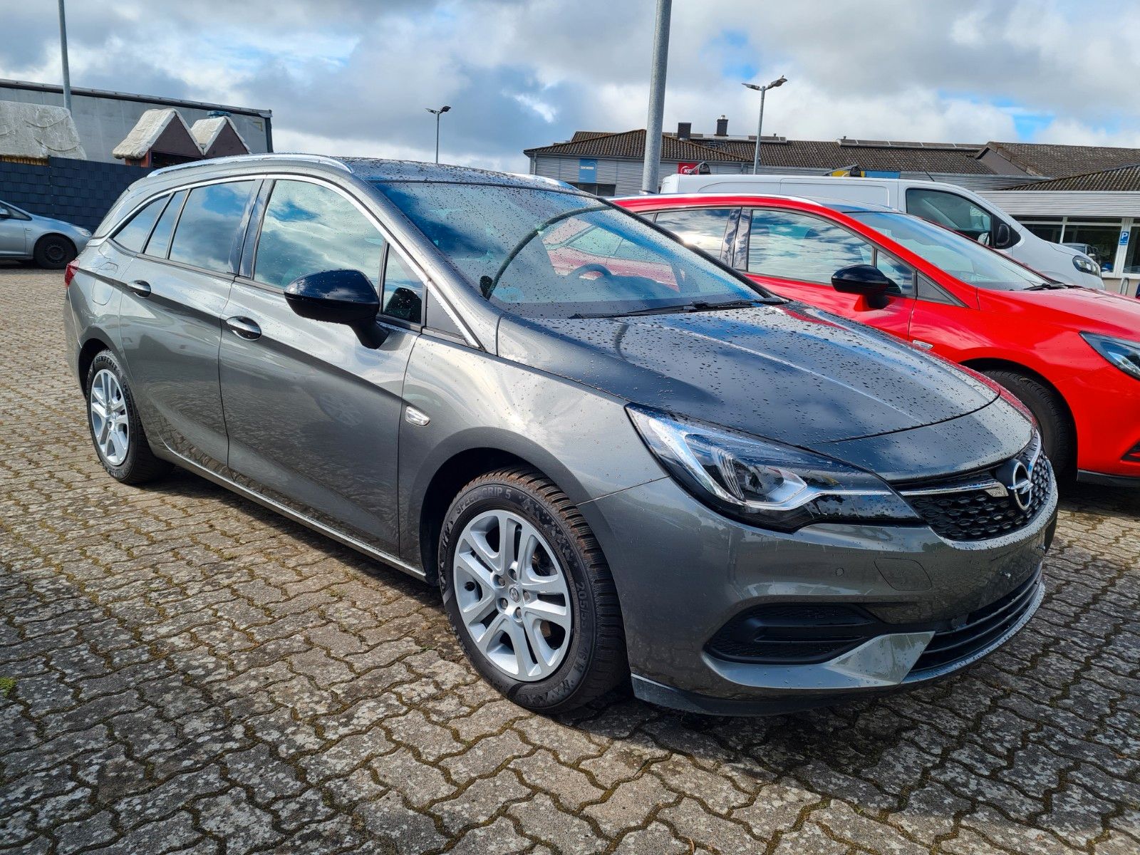 Opel Astra K Sports Tourer Elegance - Samsaru's Car Outlet