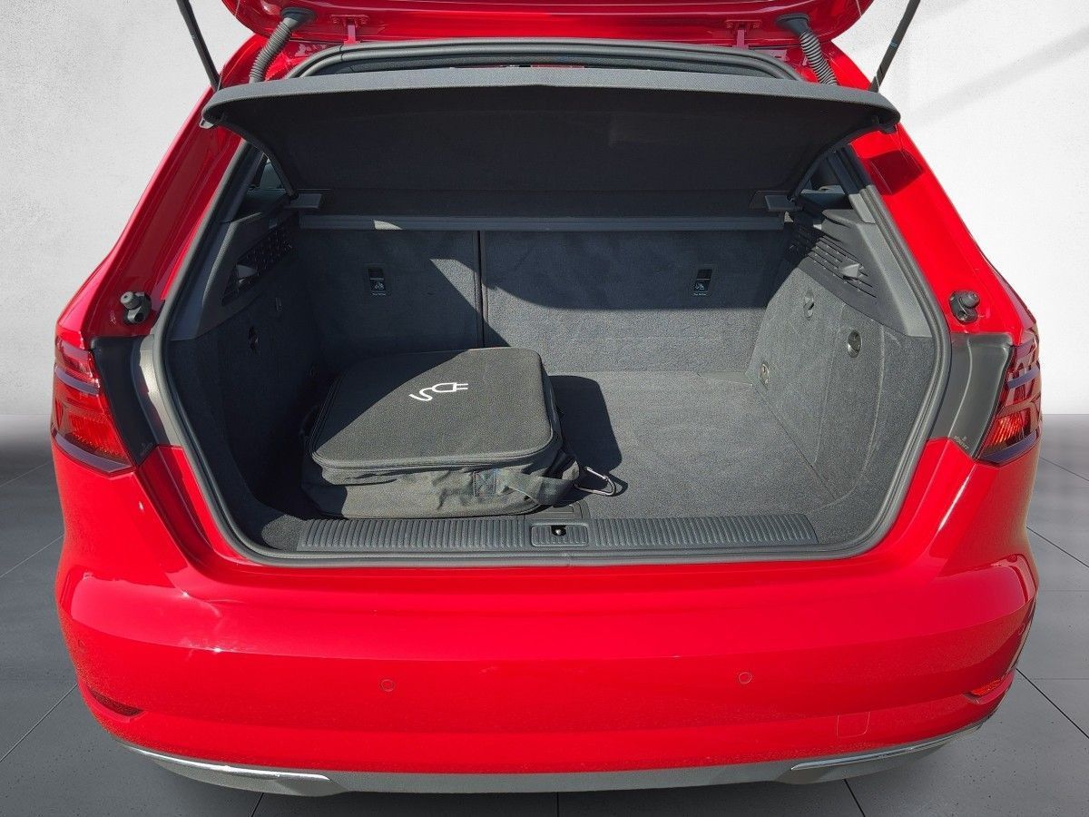 Audi A3 Sportback 40 e-tron sport - Samsaru's Car Outlet