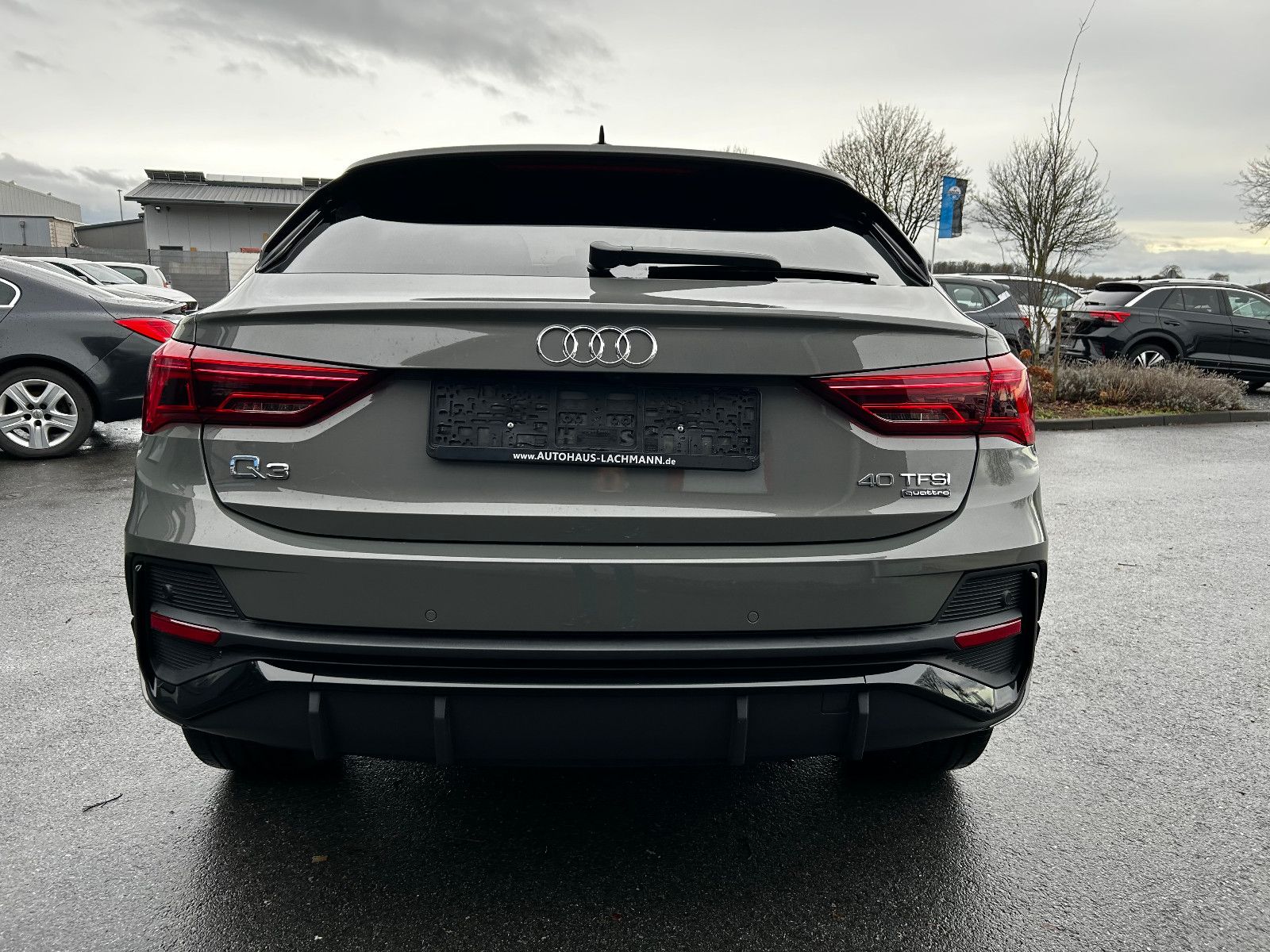 Audi Q3 40 TFSI Sportback quattro S line - Samsaru's Car Outlet