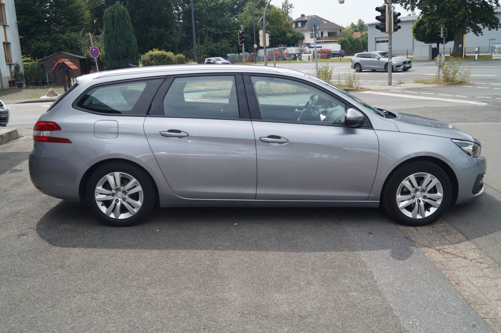 Peugeot 308 SW Active - Samsaru's Car Outlet