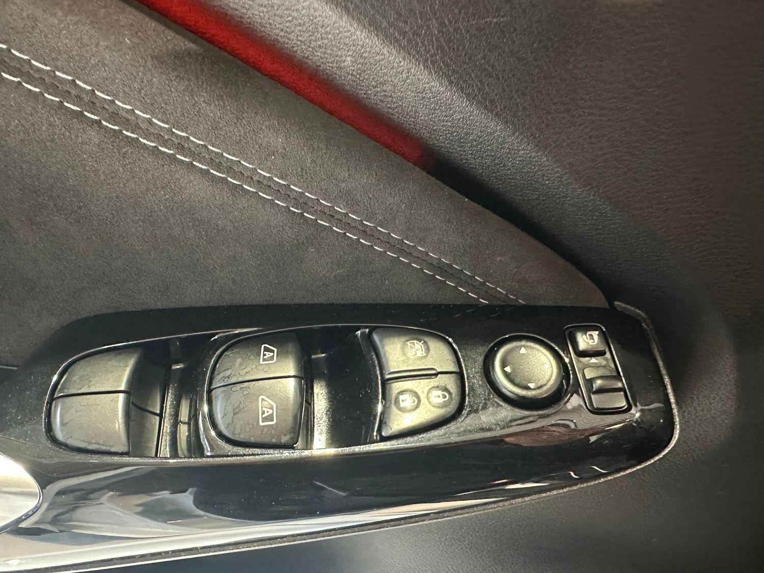 Nissan Juke N-Design - Samsaru's Car Outlet