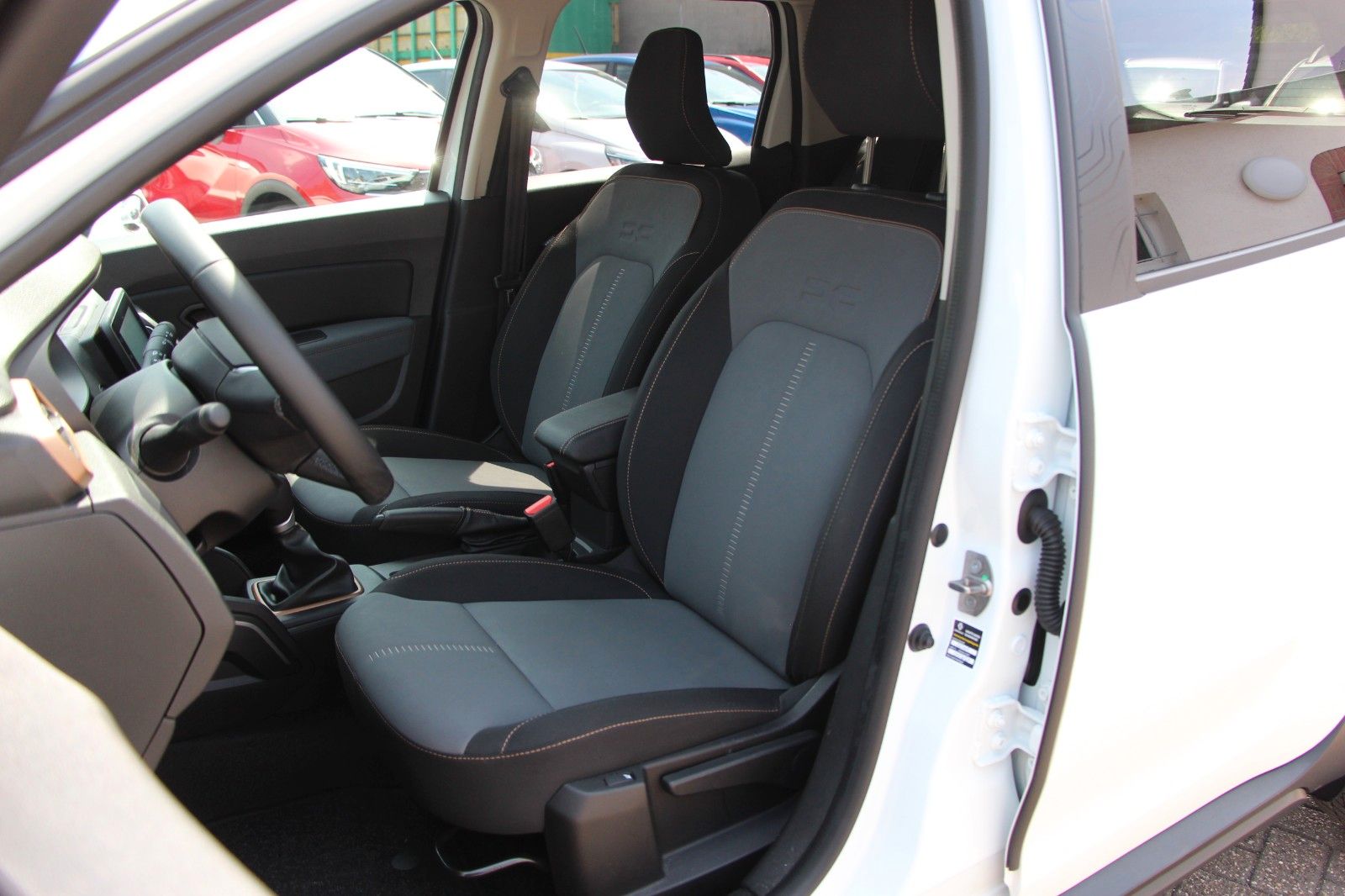 Dacia Duster TCe 150 EDC Extreme - Samsaru's Car Outlet