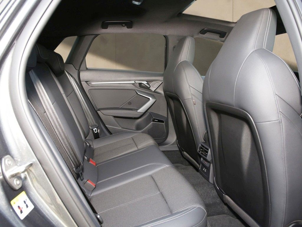 Audi A3 Sportback 40 TFSI e S line 18"|NAVI+VC|PANO|S