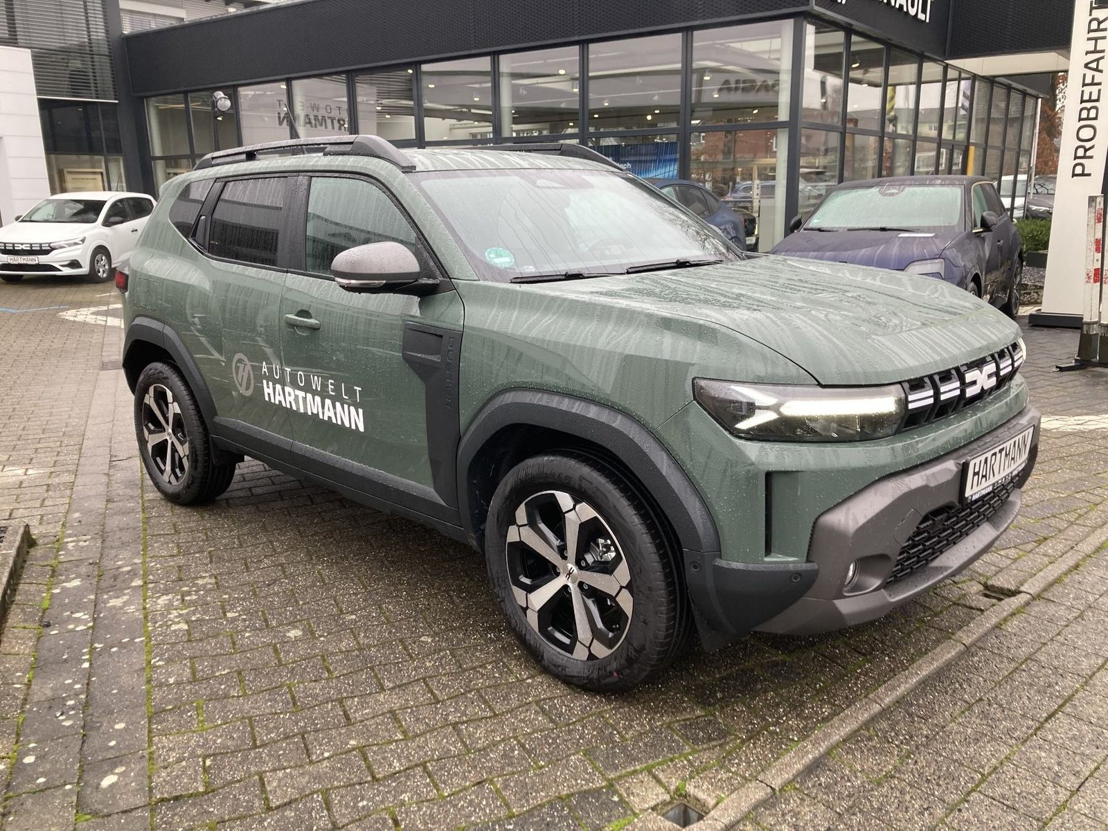 Dacia Duster Journey HYBRID - Samsaru's Car Outlet