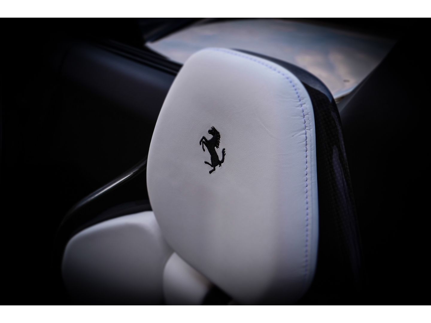 Ferrari 296 GTS - Samsaru's Car Outlet