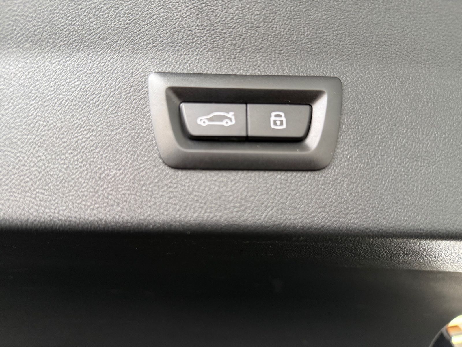 BMW X4xDrive30d*a.LED*Navi*ACC*AHK*Kamera*HUD*Leder*