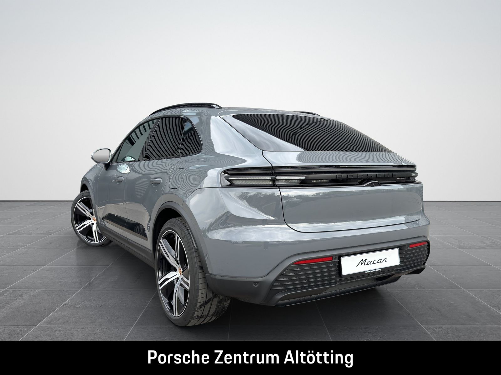 Porsche Macan 4S | Panorama | Hinterachslenkung | BOSE |