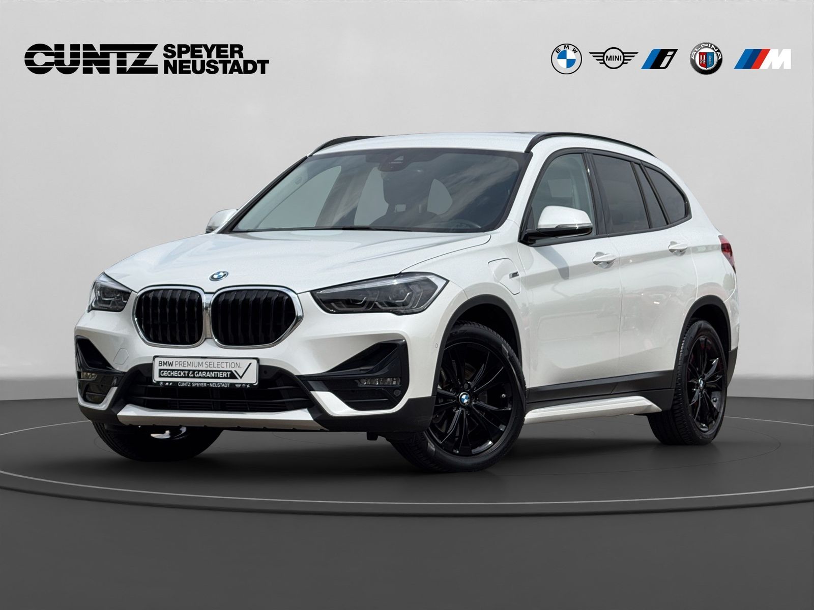 BMW X1 xDrive25e - Samsaru's Car Outlet