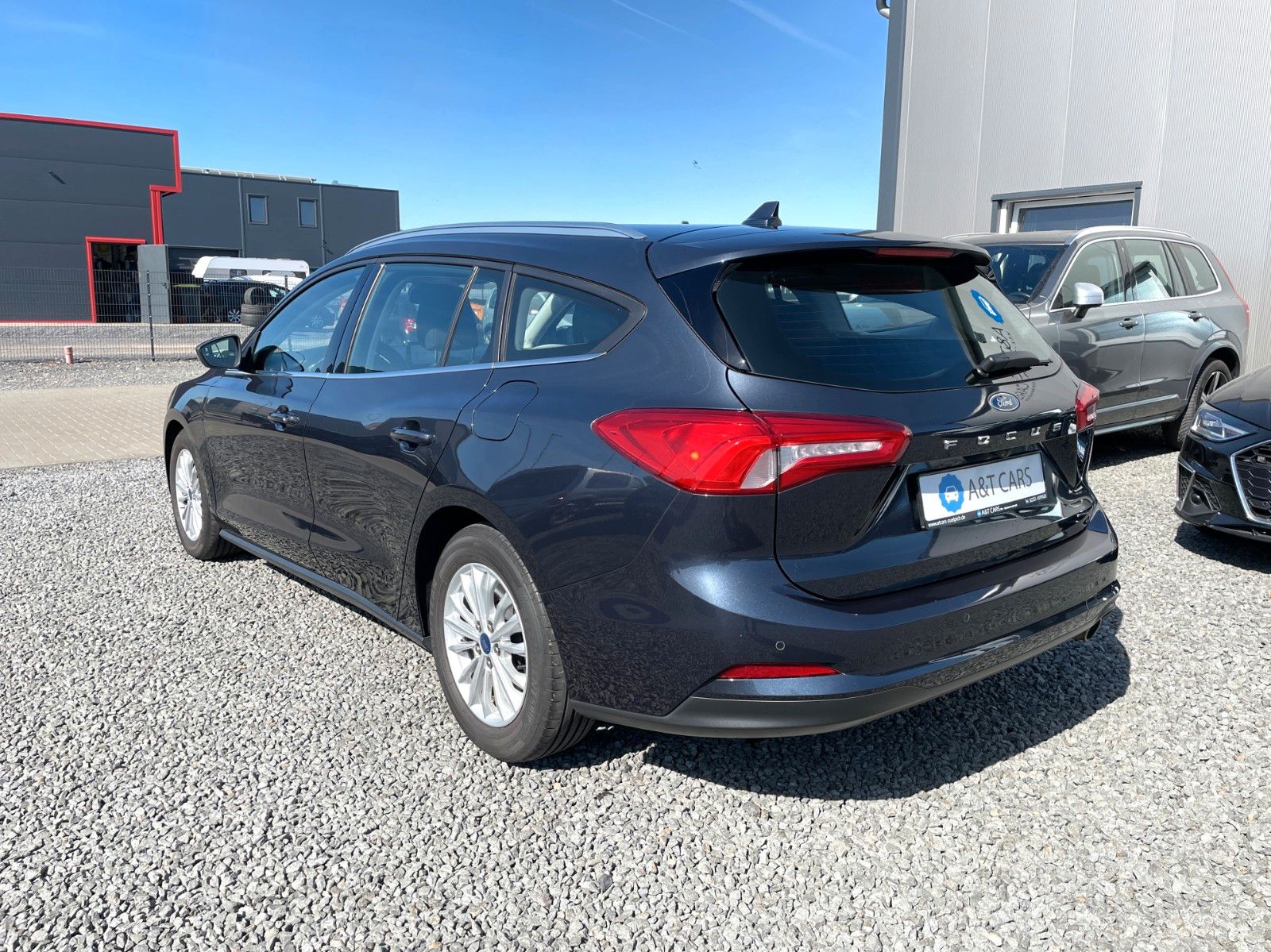 Ford Turnier Titanium - Samsaru's Car Outlet