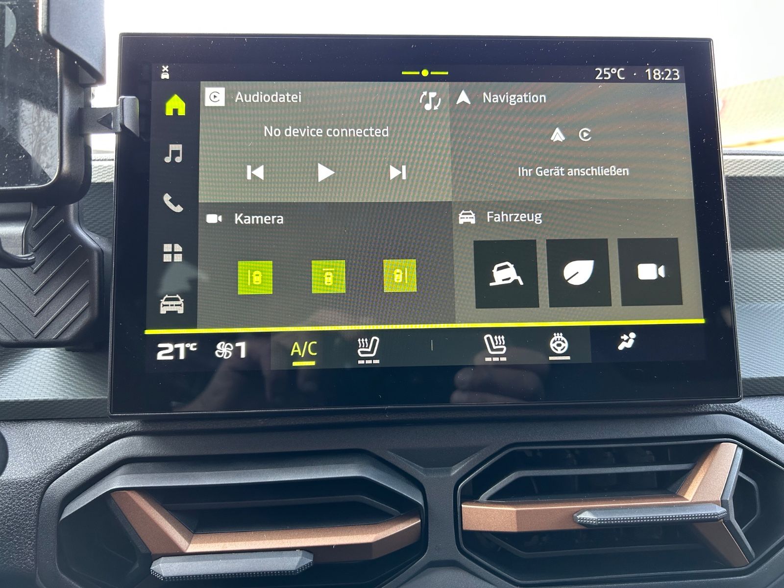 Dacia Duster III TCe 130 Extreme 4WD - Samsaru's Car Outlet
