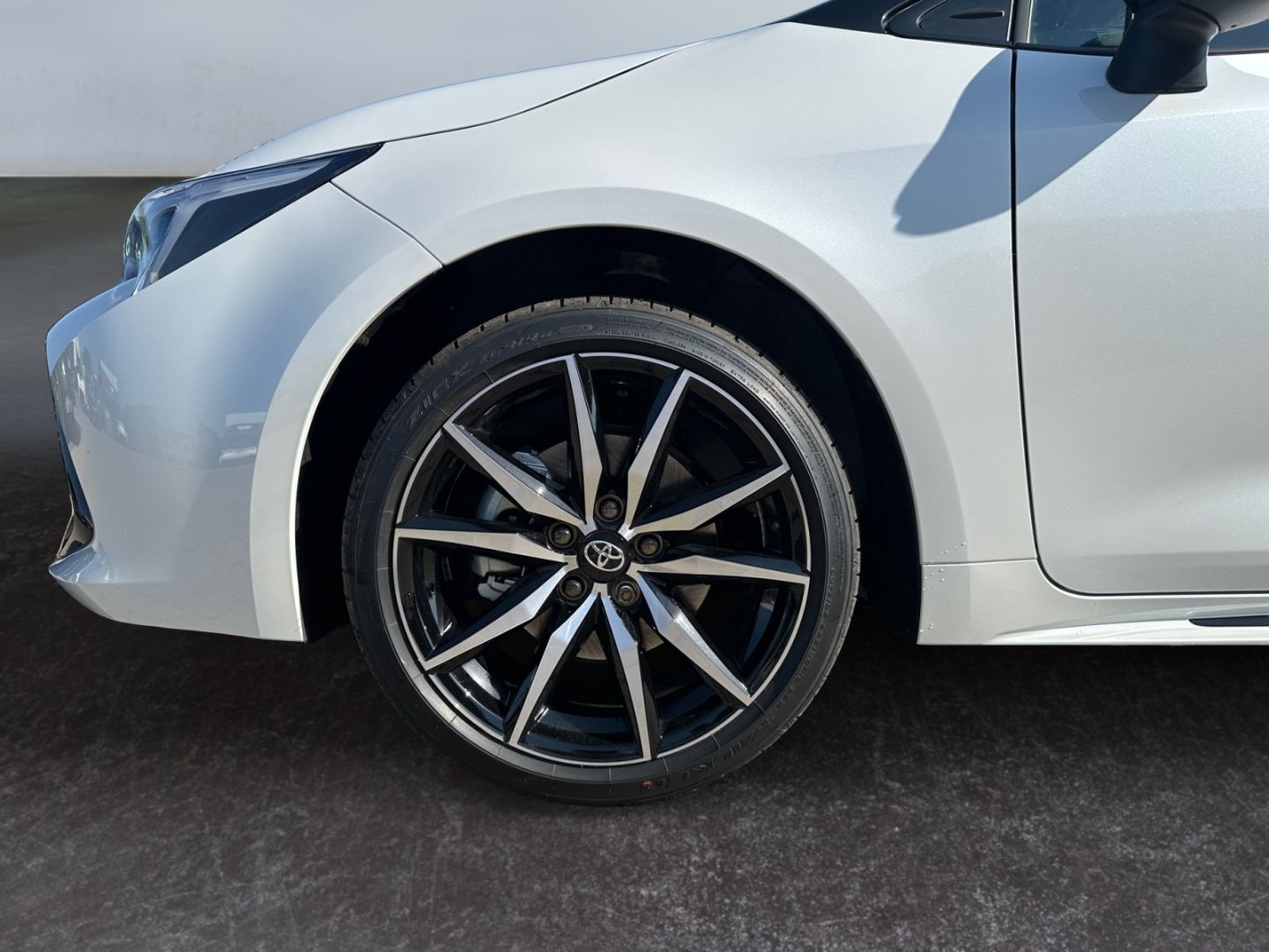 Toyota Corolla 2.0 Hybrid GR Sport *Bi-LED*ACC*CAM*SHZ*