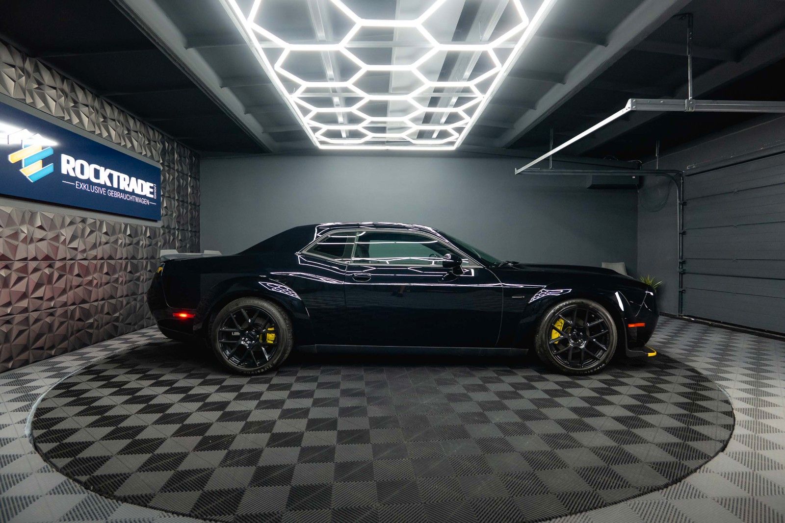 Dodge Challenger 5.7 V8 R/T SRT WIDE BODY *LED*19%*