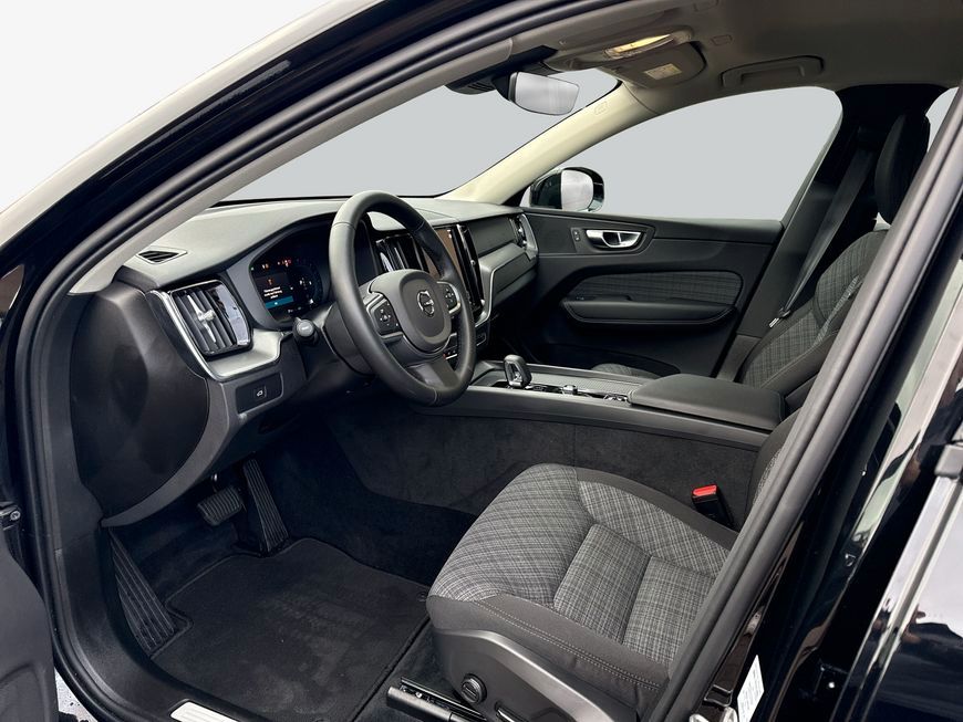 Volvo XC60 B5 B AWD Core