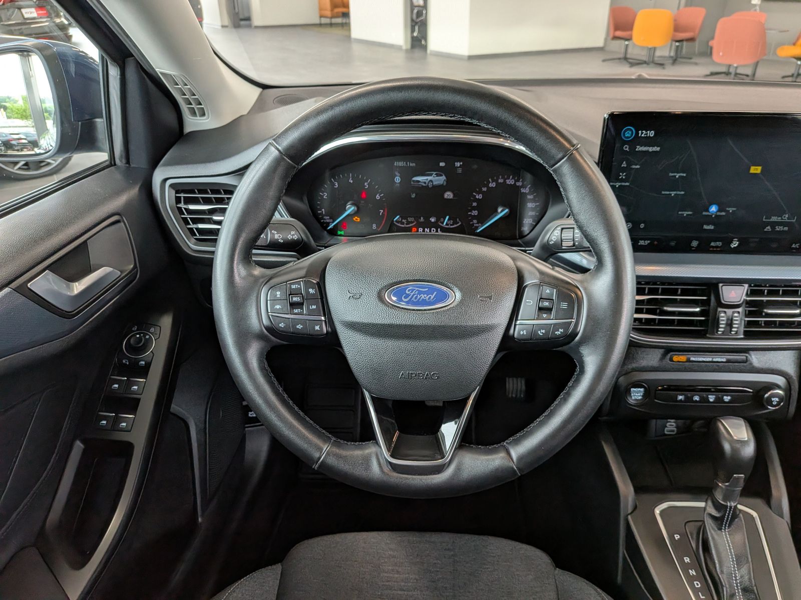 Ford Focus Limo EB Active SHz LED Navi ACC Kamera 17"