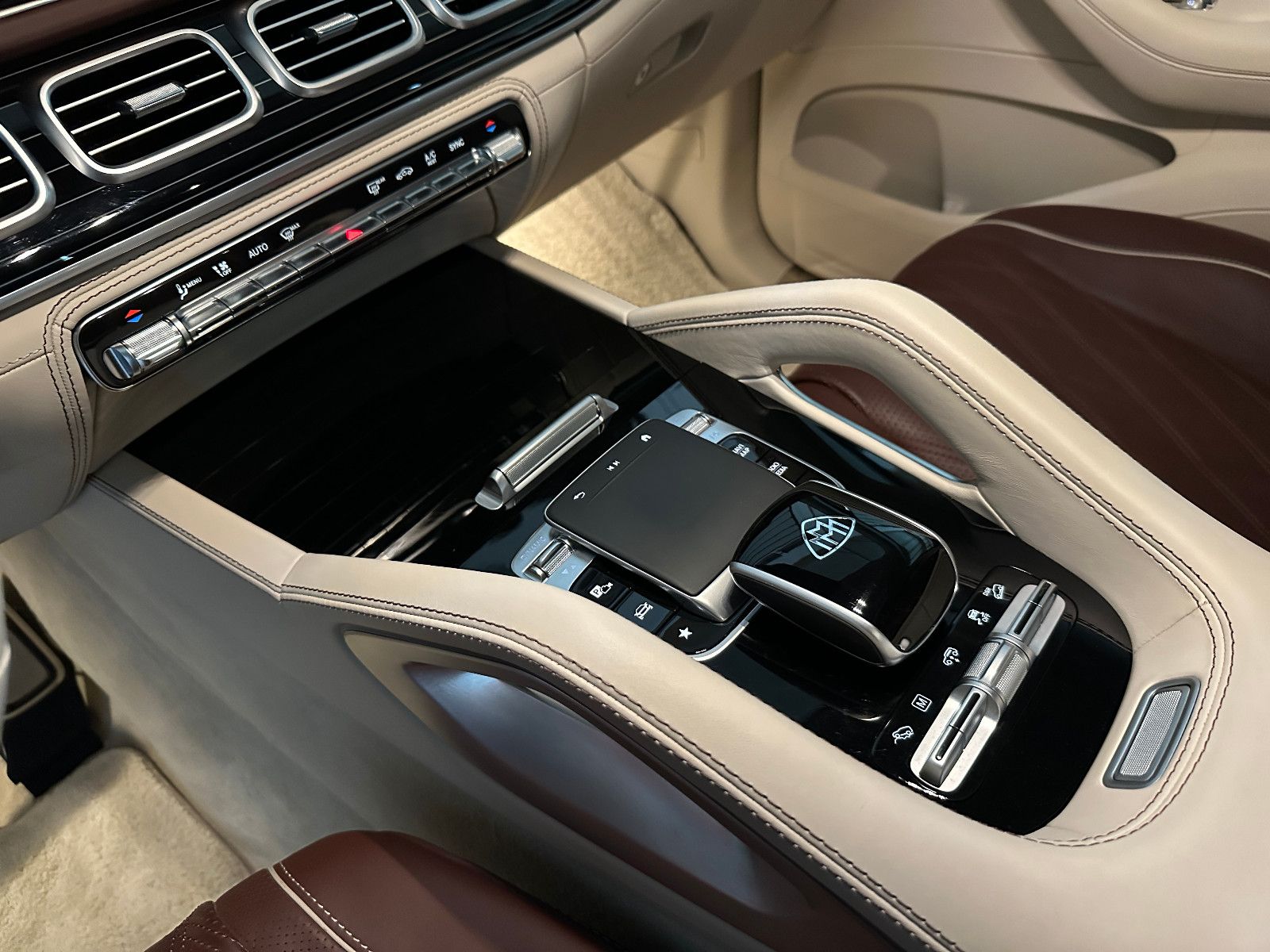 Mercedes-Benz GLS 600 Maybach - Samsaru's Car Outlet