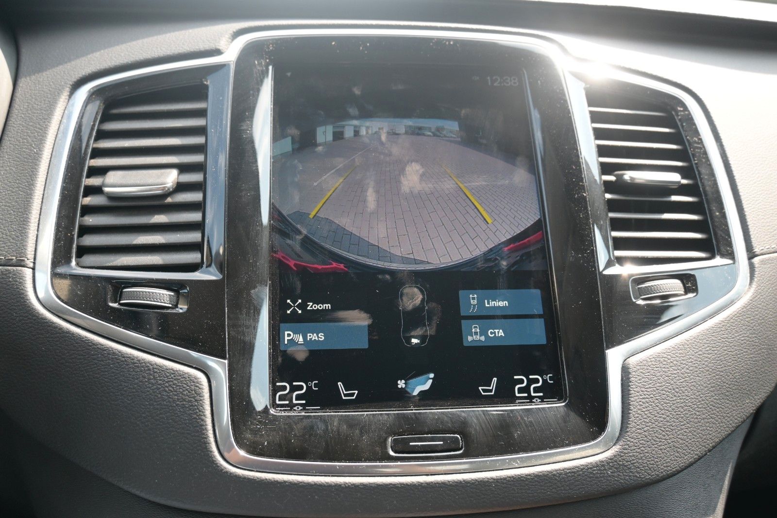 Volvo XC90 B5 Inscrip. AWD - Samsaru's Car Outlet