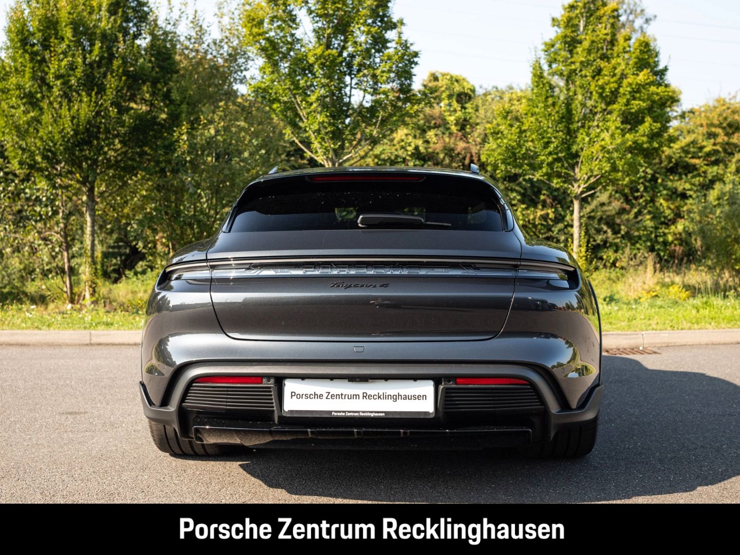 Porsche Taycan 4 Cross Turismo BOSE Panorama LED-Matrix