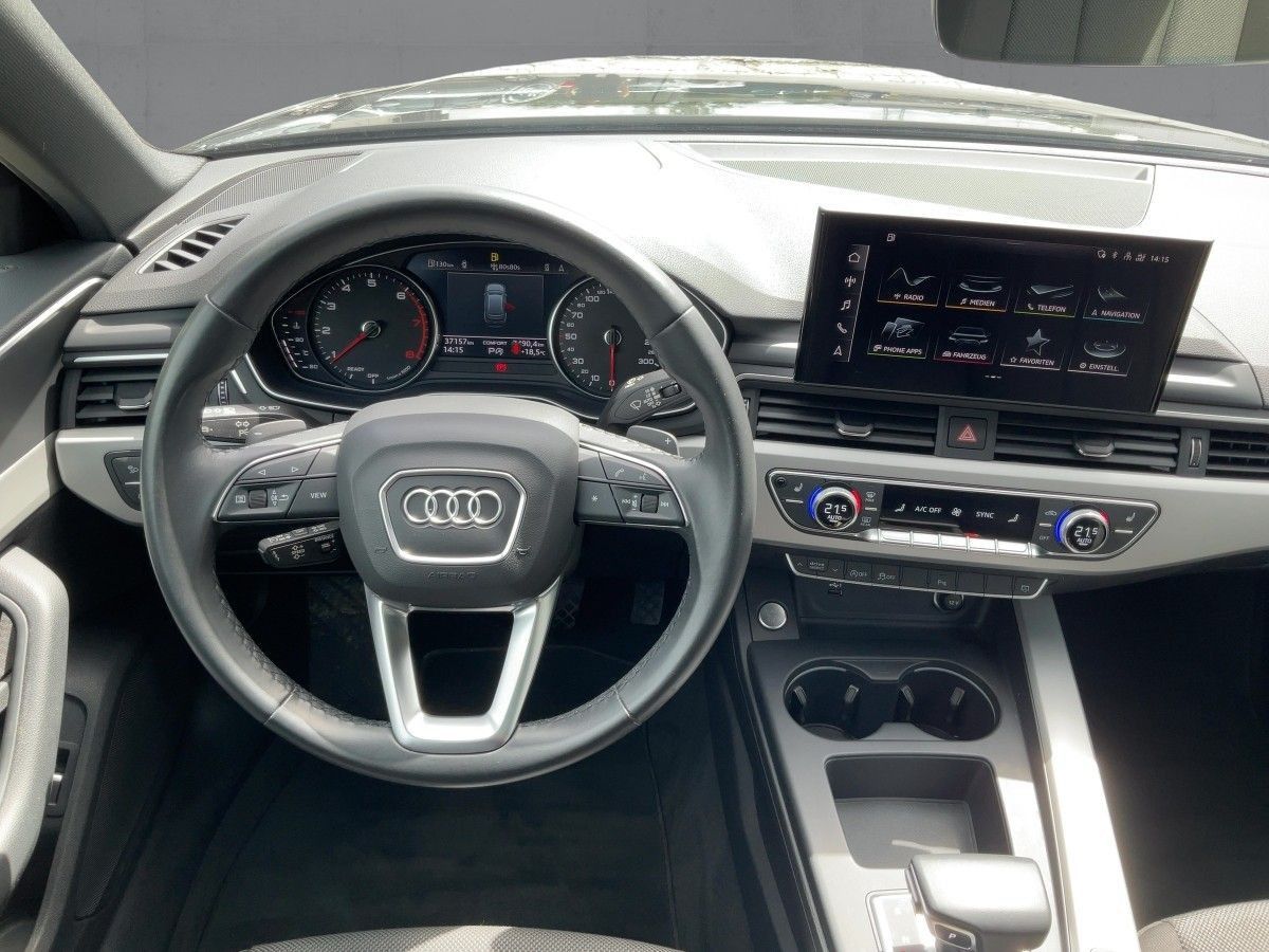 Audi A4 Avant 40 TFSI S-TR - Samsaru's Car Outlet