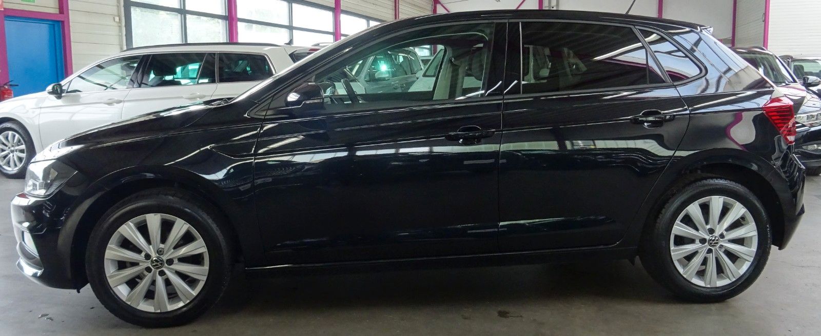 Volkswagen POLO 1.0 TSI Highline - Samsaru's Car Outlet