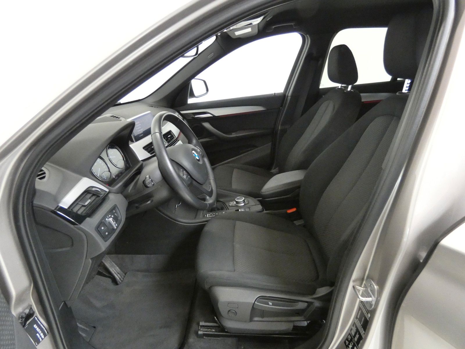 BMW X1 xDrive 25 d Advantage - Samsaru's Car Outlet