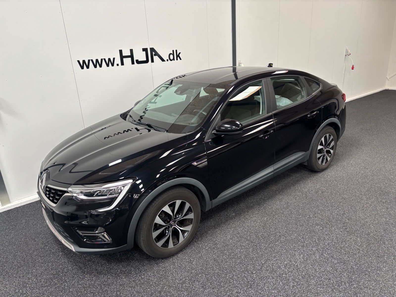 Renault Arkana 1.3 TCe 140 EDC Zen - Samsaru's Car Outlet