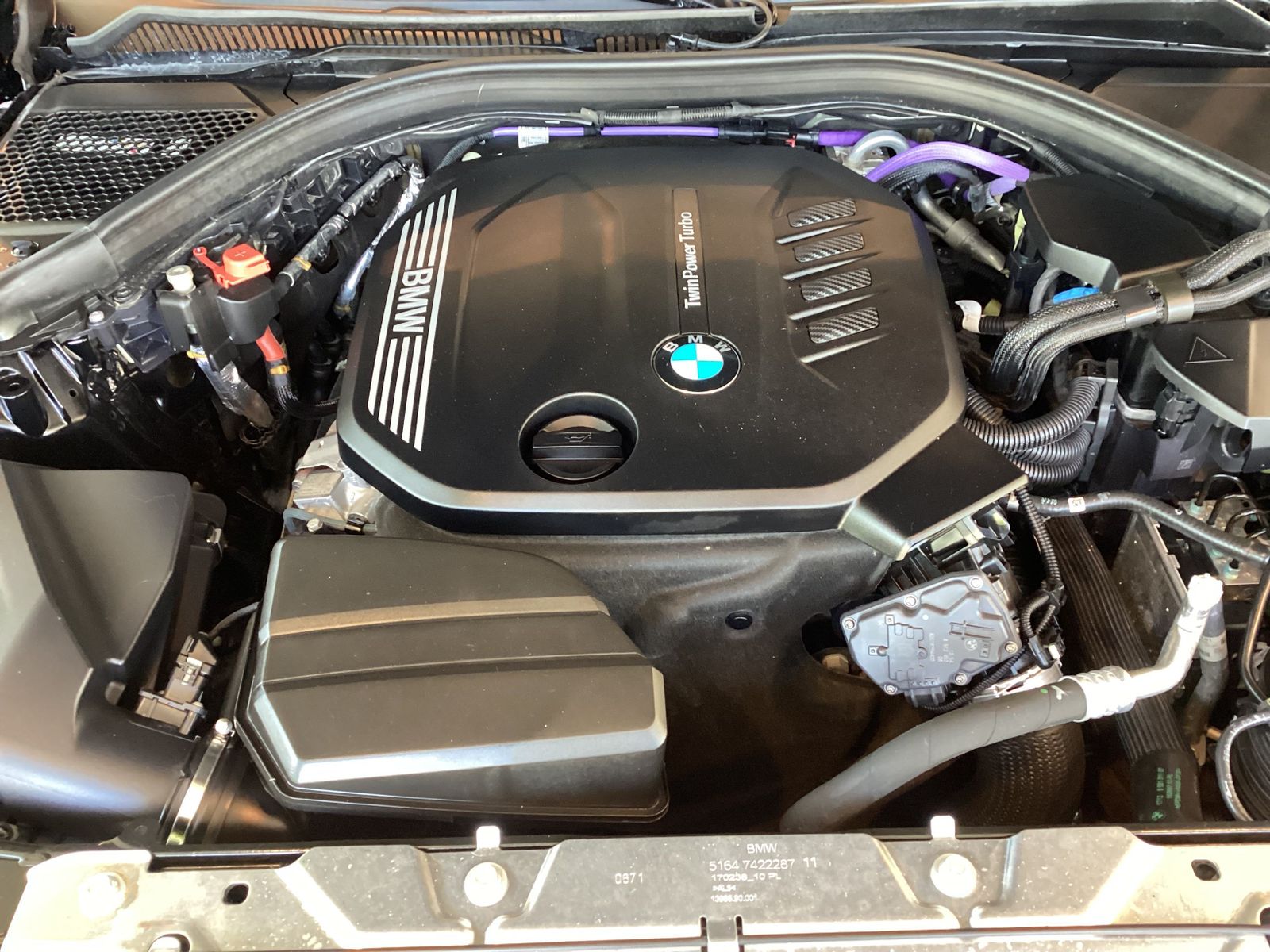 BMW 320d xDrive Limousine Advantage HiFi DAB WLAN
