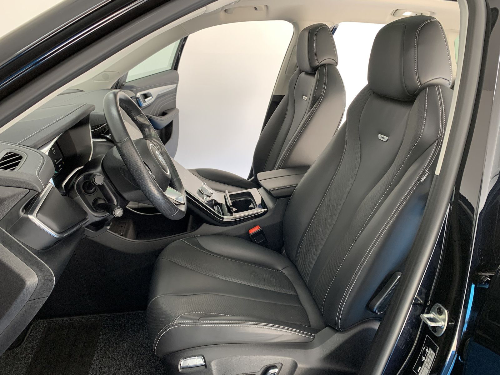 MG Marvel R Luxury 70kWh/Pano/Navi/SHZ/Garantie/Led