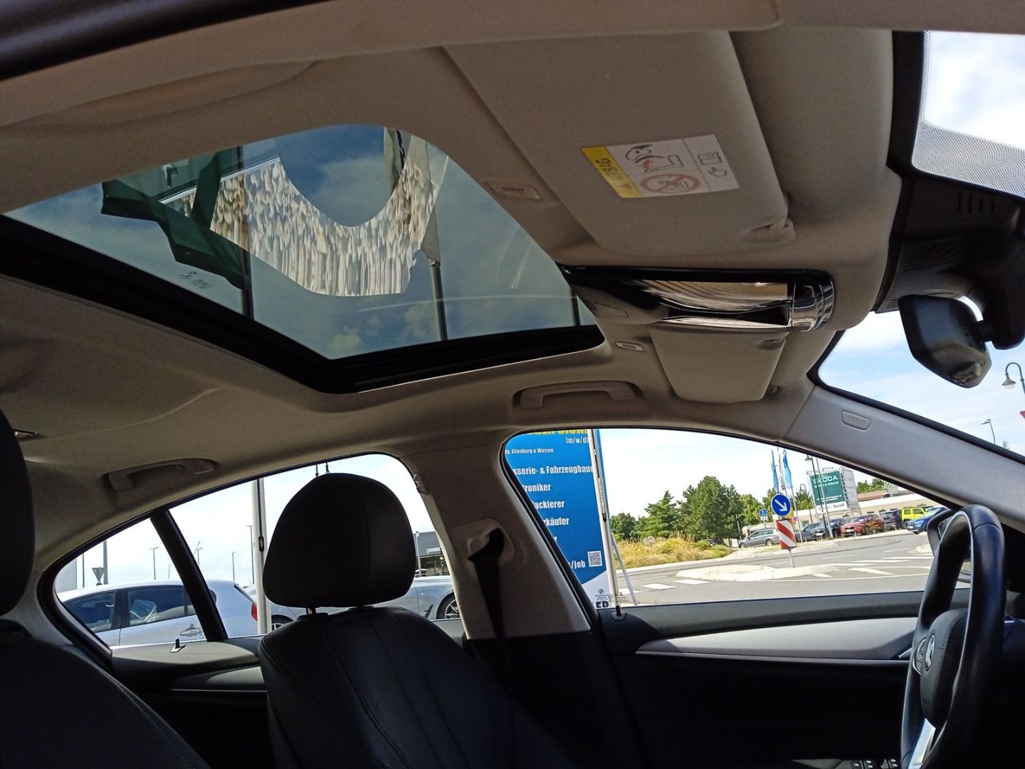 BMW 520 dxDrive Lim.+KEYLESS+KAMERA+HUD+ADPT.LED+GSD