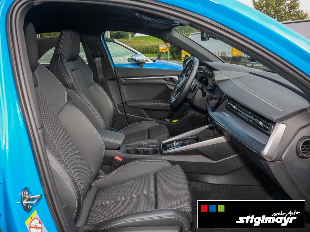 Audi A3 Sportback S-line 40 TFSIe S-tronic MATRIX+NA