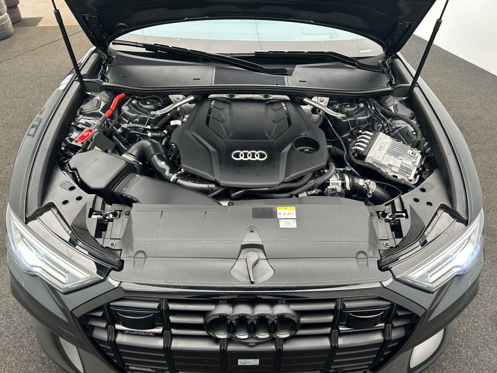 Audi A6 allroad quattro 55 TFSI S tro - Samsaru's Car Outlet