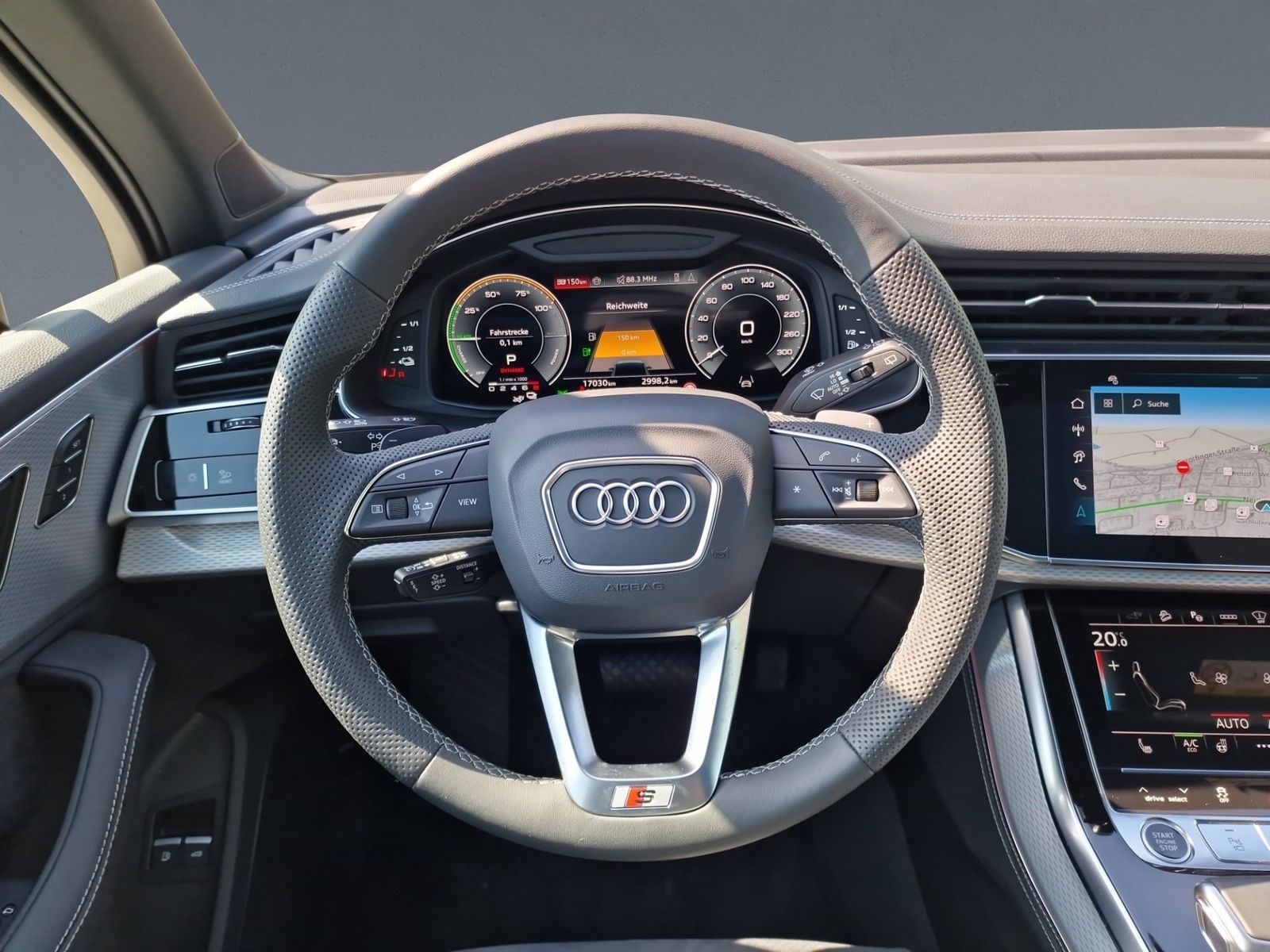 Audi Q7 55 TFSI e qu 2x S line MATRIX Pano Allradlenk