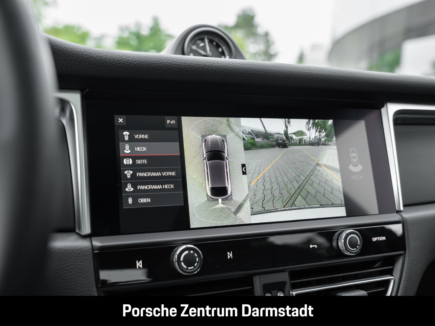 Porsche Macan - Samsaru's Car Outlet