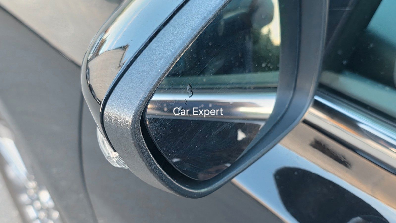 Ford Focus TurnierTitanium,1Hand,8xAlu,Scheckheft,LED