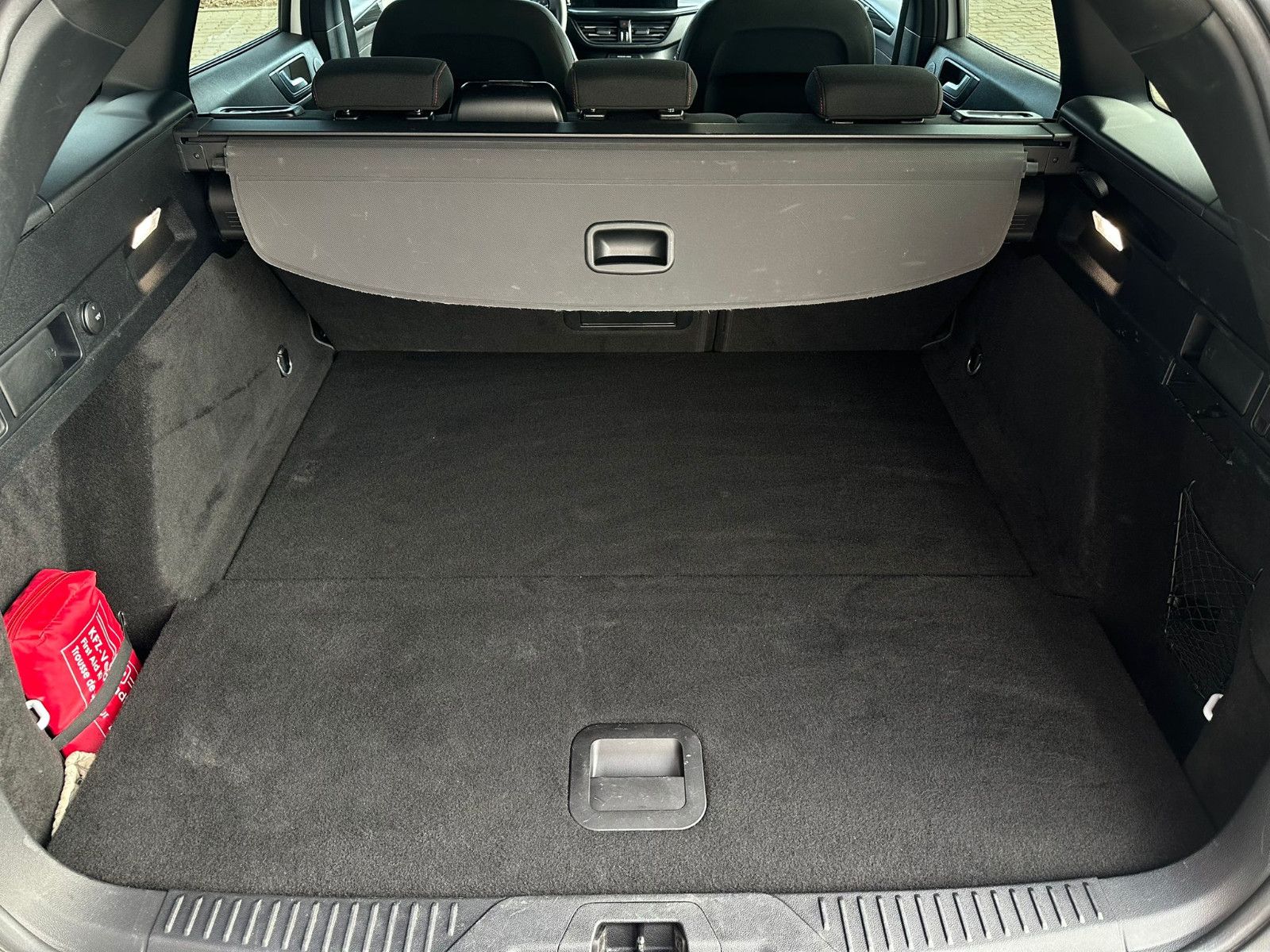 Ford Focus 1.5 Turnier ST-Line X LED ACC NAV KAM AHK