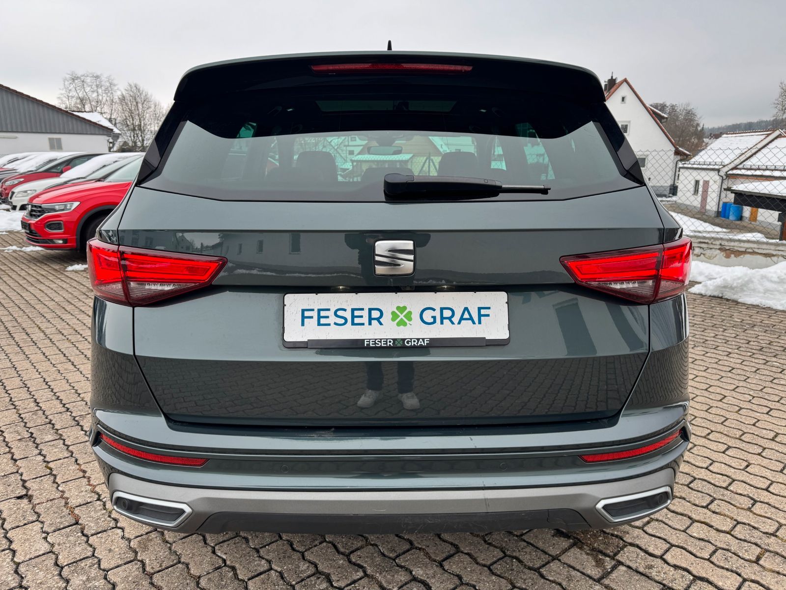 Seat Ateca FR 2.0 TSI DSG 4Drive ACC AHK PANO