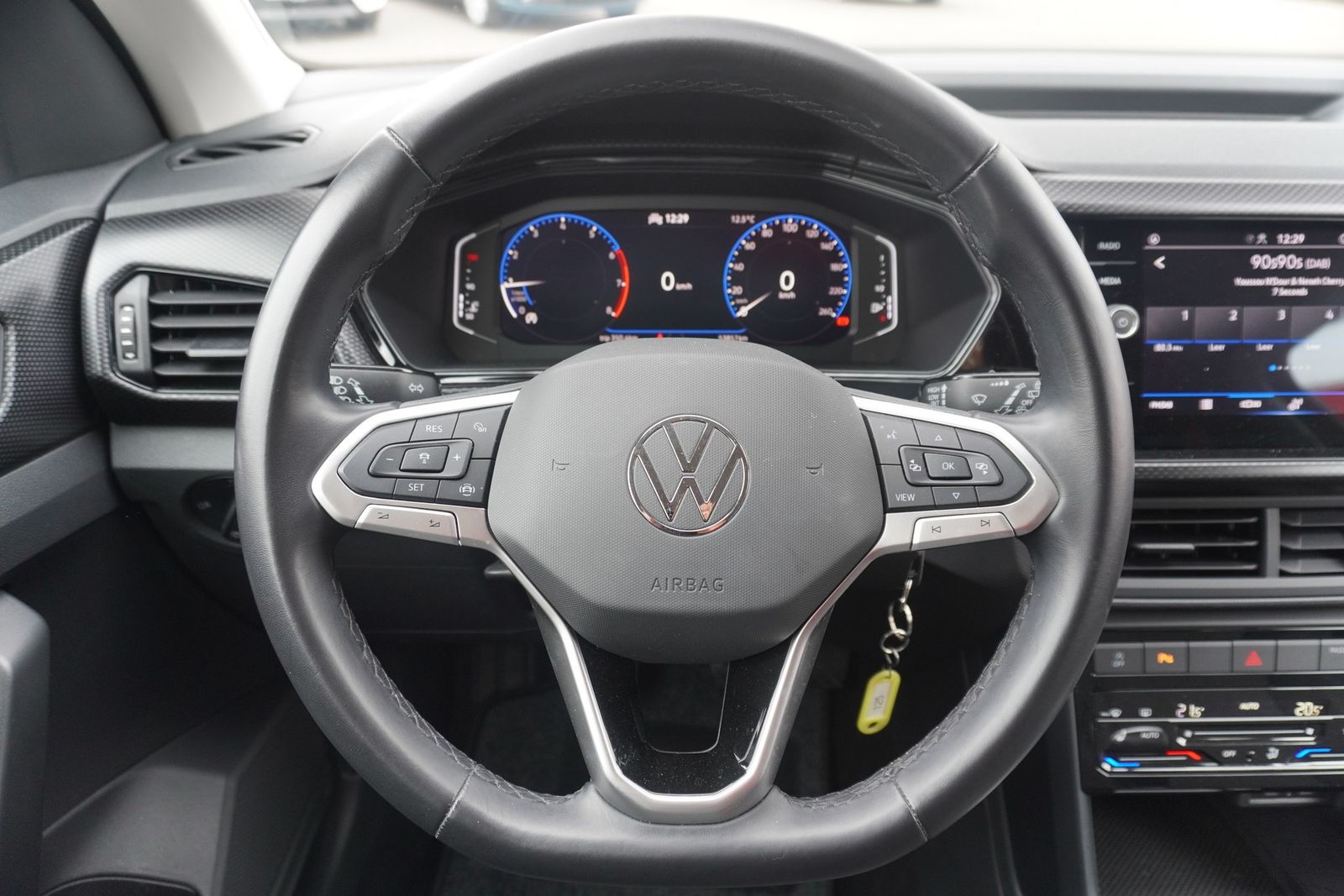 Volkswagen T-Cross 1.0 TSI - Samsaru's Car Outlet