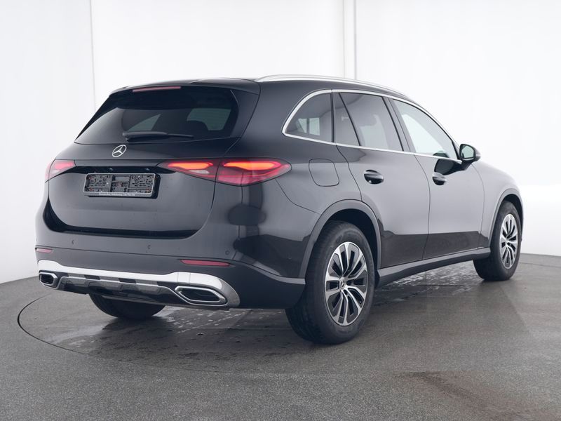 Mercedes-Benz GLC 200 4M Avantgarde Adv+ - Samsaru's Car Outlet