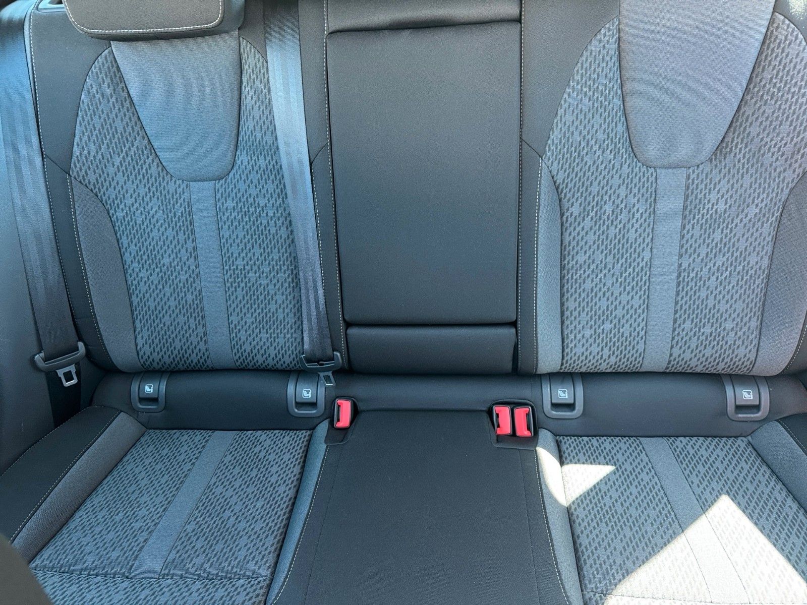 Skoda Octavia Combi Ambition 1.0 eTSI - Samsaru's Car Outlet