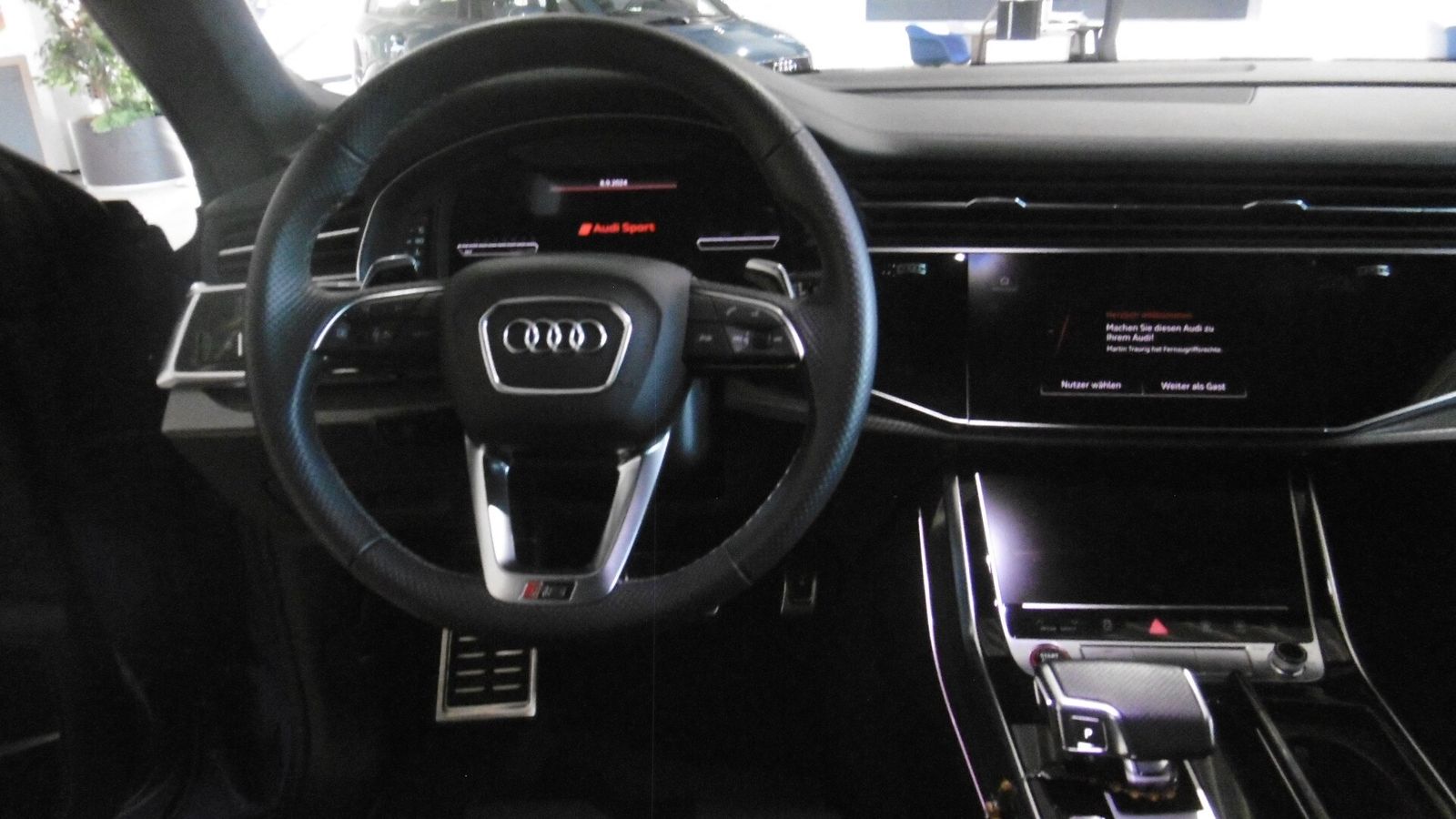 Audi RS Q8 SUV Essentials Garantie Individual RS2