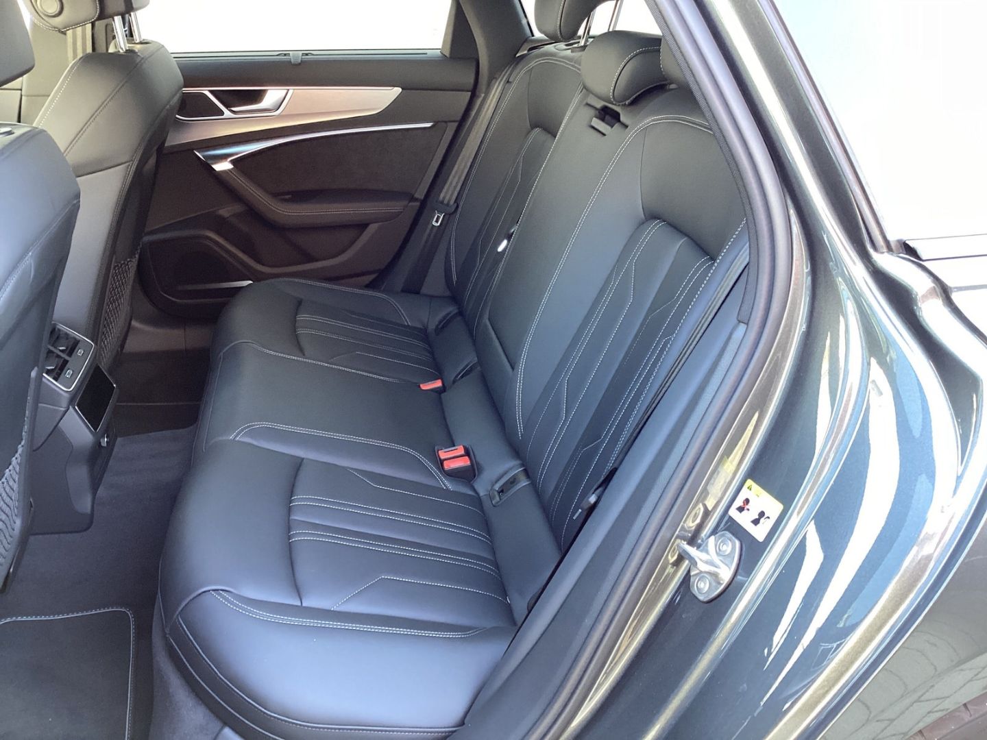 Audi A6 40 TDI quattro - Samsaru's Car Outlet