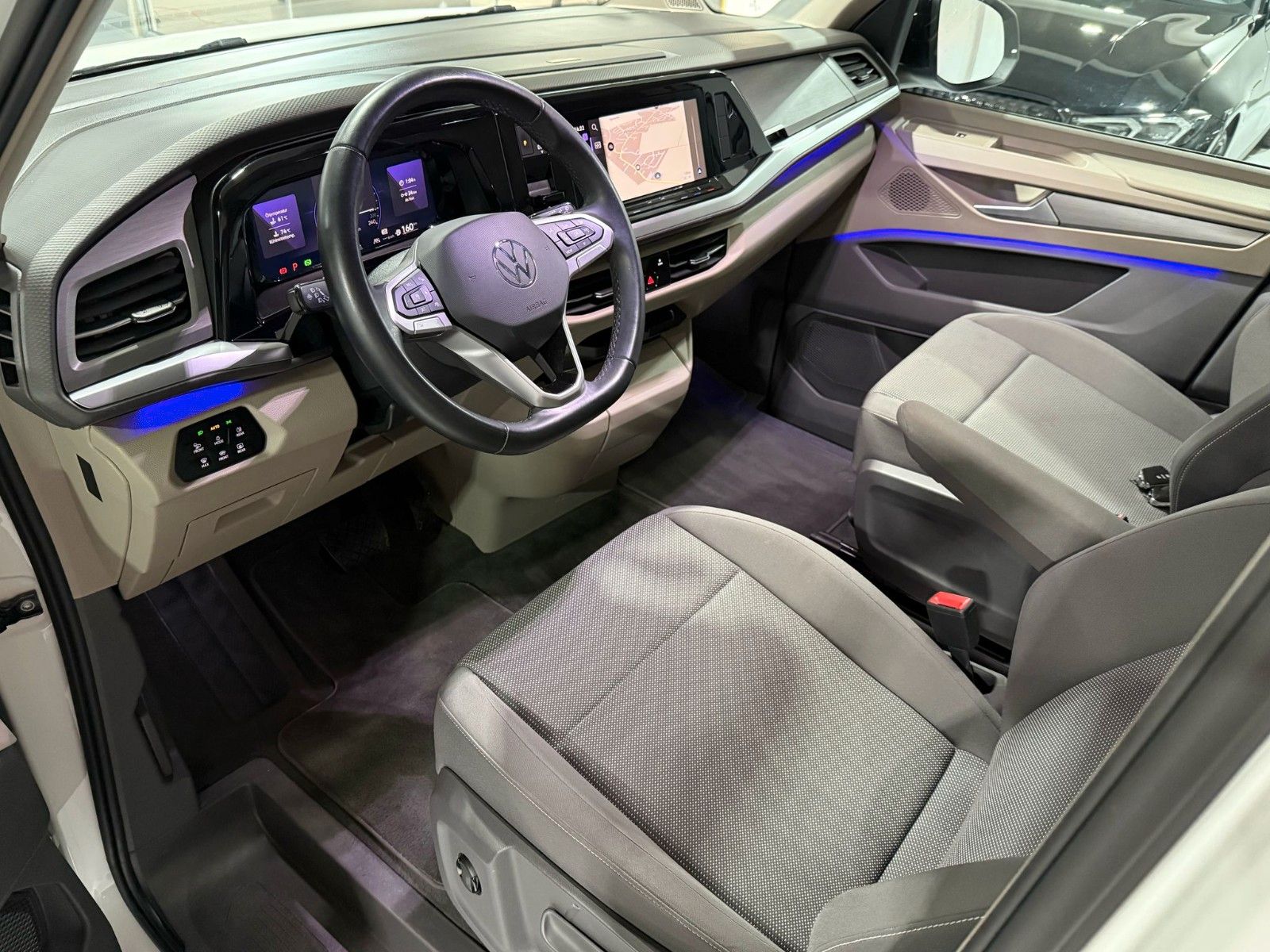 Volkswagen T7 Multivan Edition - Samsaru's Car Outlet