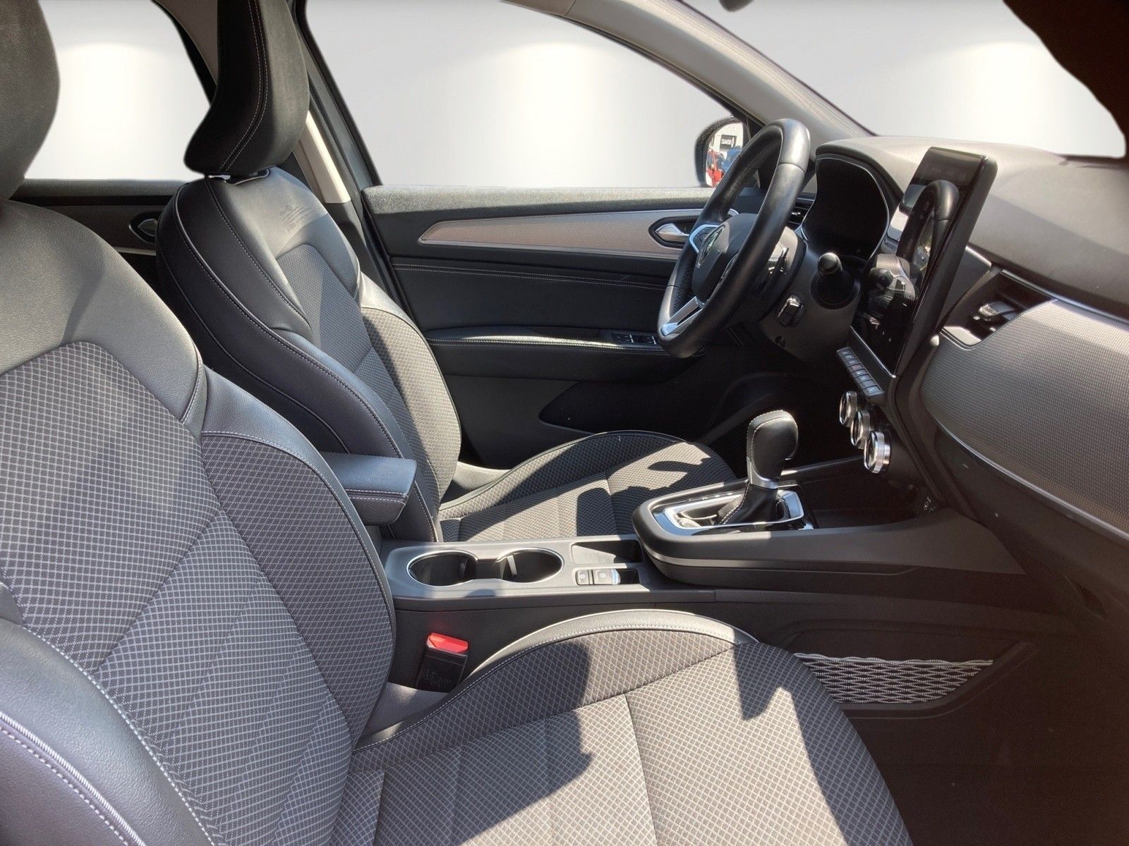 Renault Arkana INTENS TCe 140 EDC - Samsaru's Car Outlet