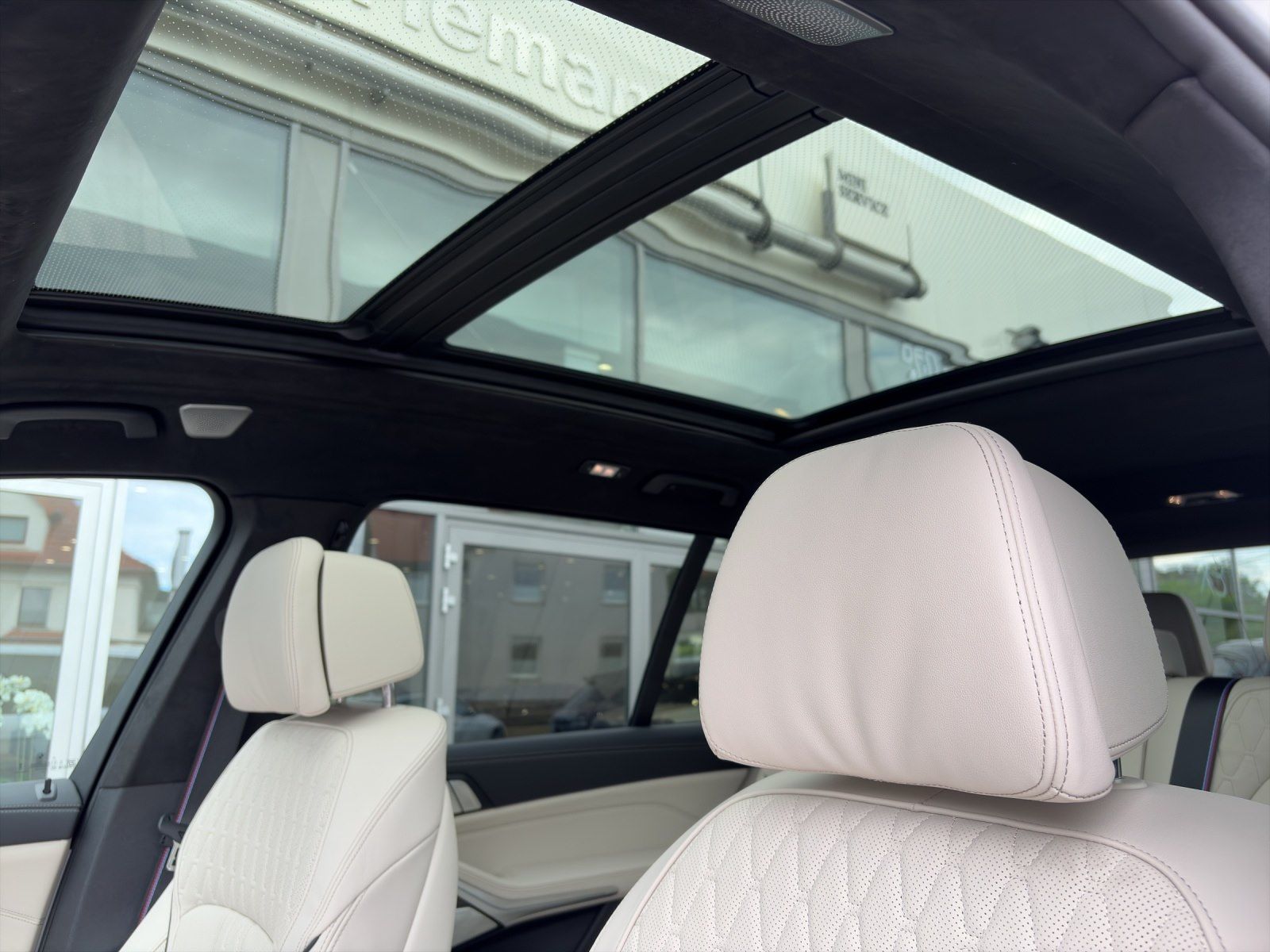 BMW X7 xDrive40d | UPE 147.920,-| M Sport Pro| Integ