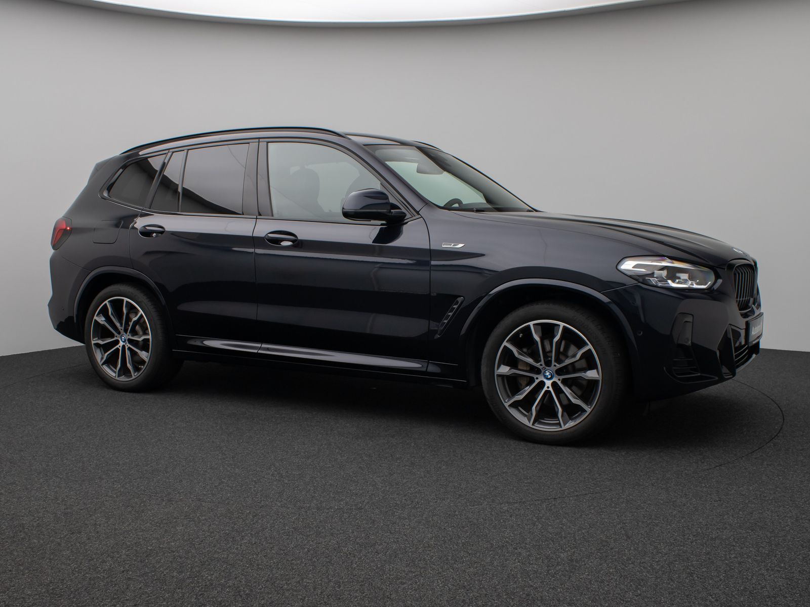 BMW X3 xD30e M Sport - Samsaru's Car Outlet