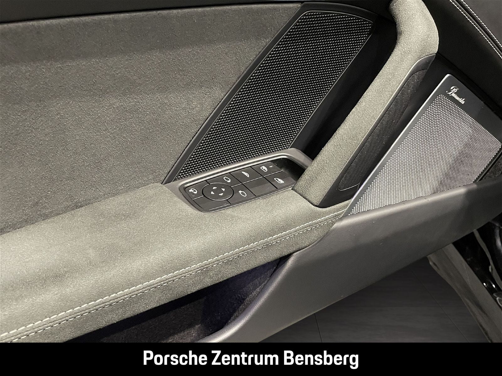 Porsche 911 Carrera 4 GTS Cabriolet Burmester Lift 18Weg